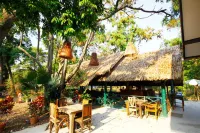 The Country Lake Nature Lodge Hotel Hotels in Phayuha Khiri