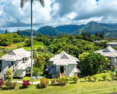 Hawaiian-style Oceanfront Villa - Outrageous Views, Beach Access, Ahh! Hotels in Princeville