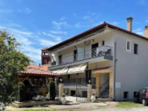 Crystal Studios Hotels in Aristotelis