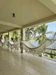 Paradise Surf Hotel - parking
