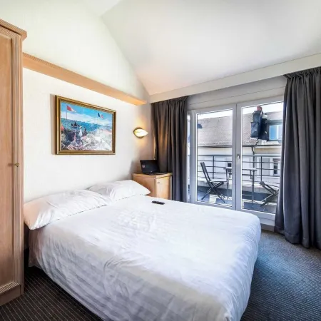 Modern Apartment - AC- 1br-2p- Geneva