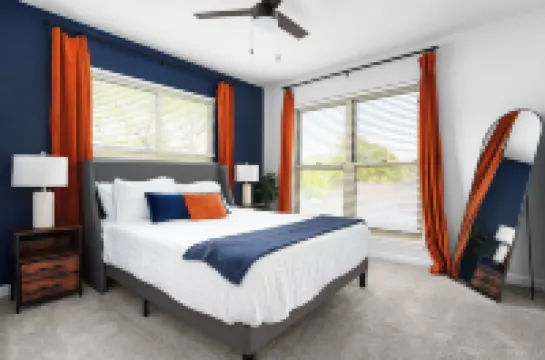 Family Fun Oasis ~ Heated Pool ~ Hot Tub ~ Game Room ~ Outdoor Bar ~ Fire Pit