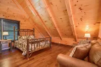 Moonlight Meadow cabin at Trickle Creek at Hocking Hills