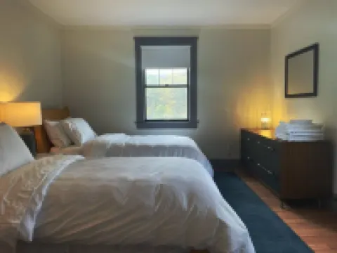 Inviting, Cozy Catskills Home - Primed for Fall!