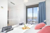 Sunset Sunshine Pool and Golf - Happy Rentals
