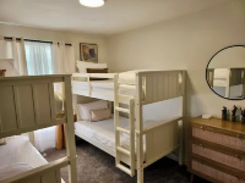 Gather together in Westfield - 8 people