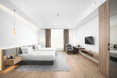 Akasiya Hotel Hoteller i Al Muntazah