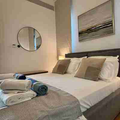 Oxford House Apt by TrulyCyprus Rooms