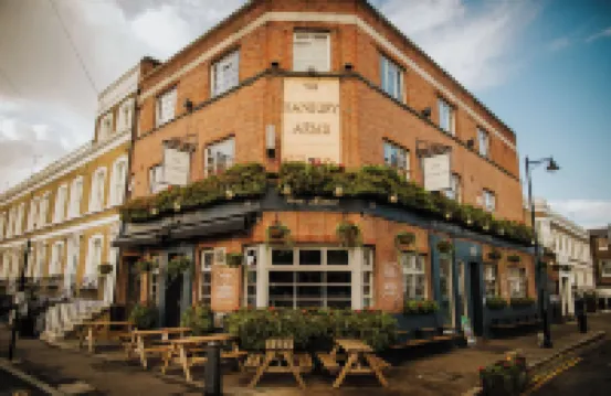 เดอะ แฮนเบอรี ทาวน์เฮาส์ โรงแรมใกล้แฮคนีย์