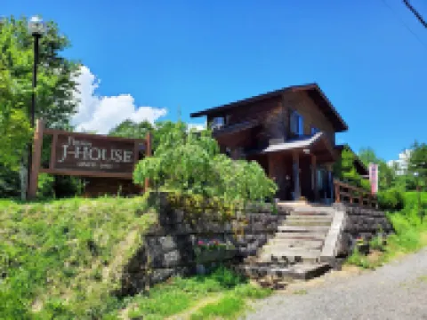 Pension J-HOUSE Hotel di Kiso