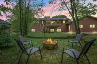 Mosinee Woodland Escape Whole House