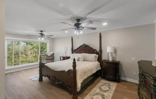 BIG WATER views in Abbeville: 3BR, Master Ste, Hot Tub, Ice Machine, Beach Area