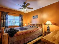 Lovely Lodge, near Old Forge 웨브 호텔