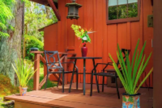 Volcano Artist Cottage