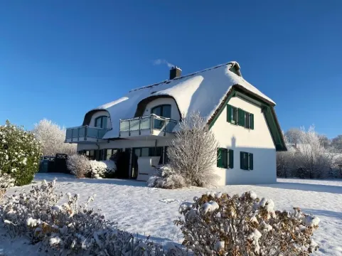 Ferien am Meer in der Wunderschönen Albatros: mit Reetdach, Sauna und Viel Platz