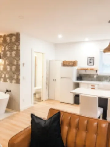 Country Spa Getaway Near Powell River.