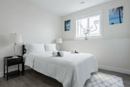 Modern Gateway Family-sized Suite in Thornhill-Maple Ridge - BC Отели в г. Мейпл Ридж