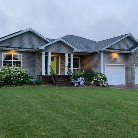 Waterview 5 bedroom home.  Sleeps 10