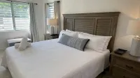 Casa Tesoro-pool home. Walk to beaches/restaurants