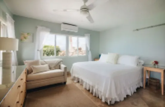 Charming East Guesthouse - Panoramic Sea Views