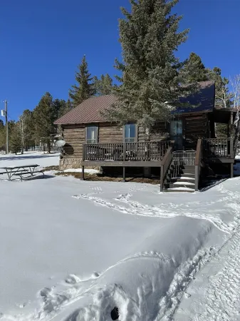Historic Log Cabin in Greer, AZ.  Located near Molly Butler's & Sunrise Ski Area