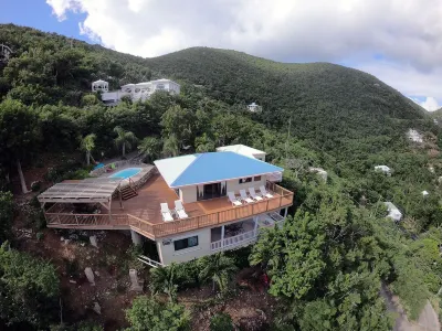 Southern Exposure 3 bedroom / 3 bath villa  호텔