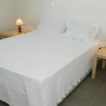 Small Villa with 3 bedrooms,2 bathrooms, AC, wifi,private pool.