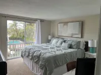 Peaceful Longboat Key Canal Home