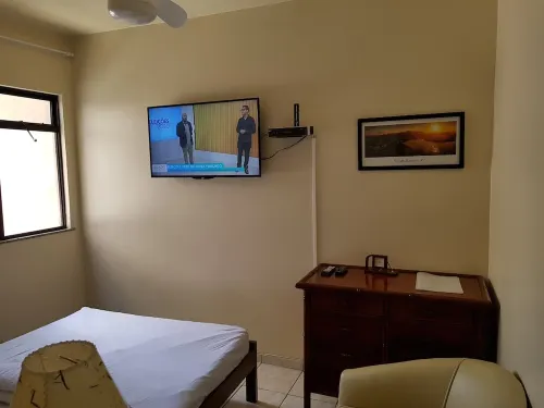 Apto de Frente p / 08, Sky, WI FI, partial sea view. Up to 12x s / interest in CC. - Ocean View
