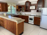 Perfect 1-bedroom unit with outdoor pool Hotel a Frigate Bay