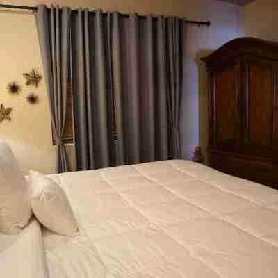 GROUND floor! Closest to the beach Phase 2 Ocean Front Las Palomas! Rooms