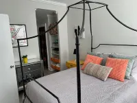 PALM BEACH HOTEL CONDO DESIGNER CHIC ONE BEDROOM