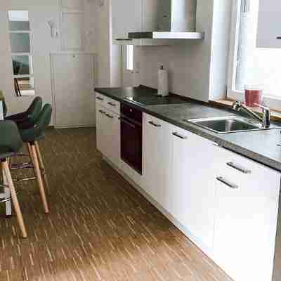 Stylisch Modern -2-4 Personen - Parkplatz -wlan Netflix Others