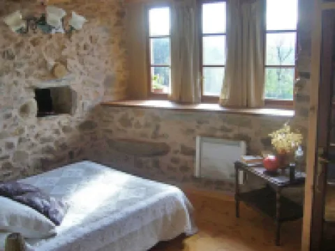 House with large garden in small village, Tedejo, Folgoso de la Ribera León