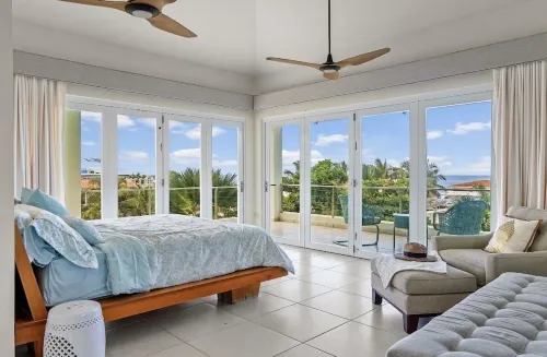 Casa Bravo-Premier BEACH VIEW- Shacks Beach-Near Villa Montana Beach Resort