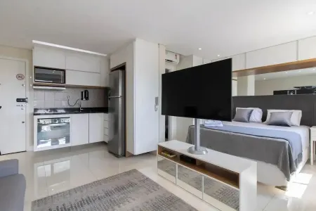 Beautiful Studio - GRU 1112 Отели рядом с достопримечательностью «Internacional Shopping Guarulhos»