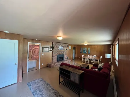 Coug’s Den on Upper Dr - 2 bedroom house in Pullman Отели рядом с достопримечательностью «Department of Teaching and Learning»