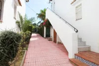 Bungalow On Lake Los Balcones Garden