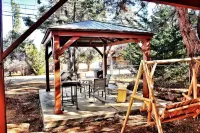 Cozy Mozy Cabin 2 bed/ 2 bath