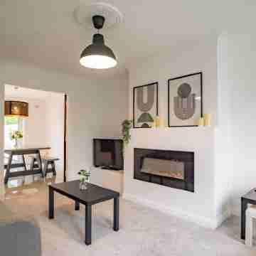 Modern & Spacious 3-bedroom house in gorgeous Galway with Parking Others