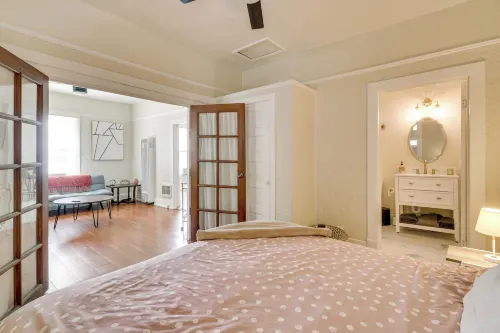 2 Mi to Old Town ABQ East Downtown Triplex Unit - Condos