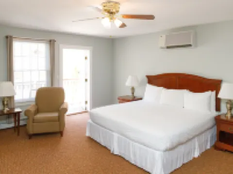 Admiral's Inn Resort Hotels in Ogunquit