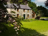 Tyddyn Morthwyl - parkir