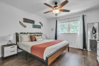 Be Our Guest - Cozy Townhome Near Downtown Ocala 2 Bedroom Townhouse Hotels near Silver Springs State Park