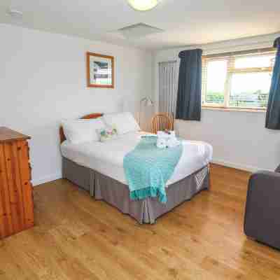 Tremar Rooms