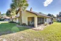 Pet-Friendly Lakeland Condo w/ Screened Porch! - Apartments