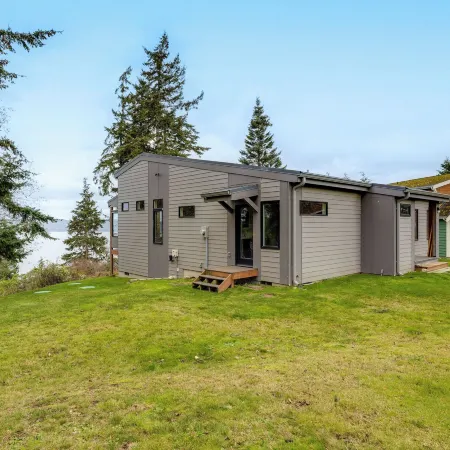 Water Views: Whidbey Island Hideaway w/ Deck