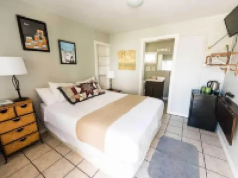 Riverwalk Inn Hotels in Chelan