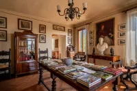 Villa Cattani Stuart XVII Secolo Hotels in Trebbiantico