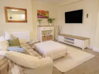 Beside the Sea - in Town - Apartments